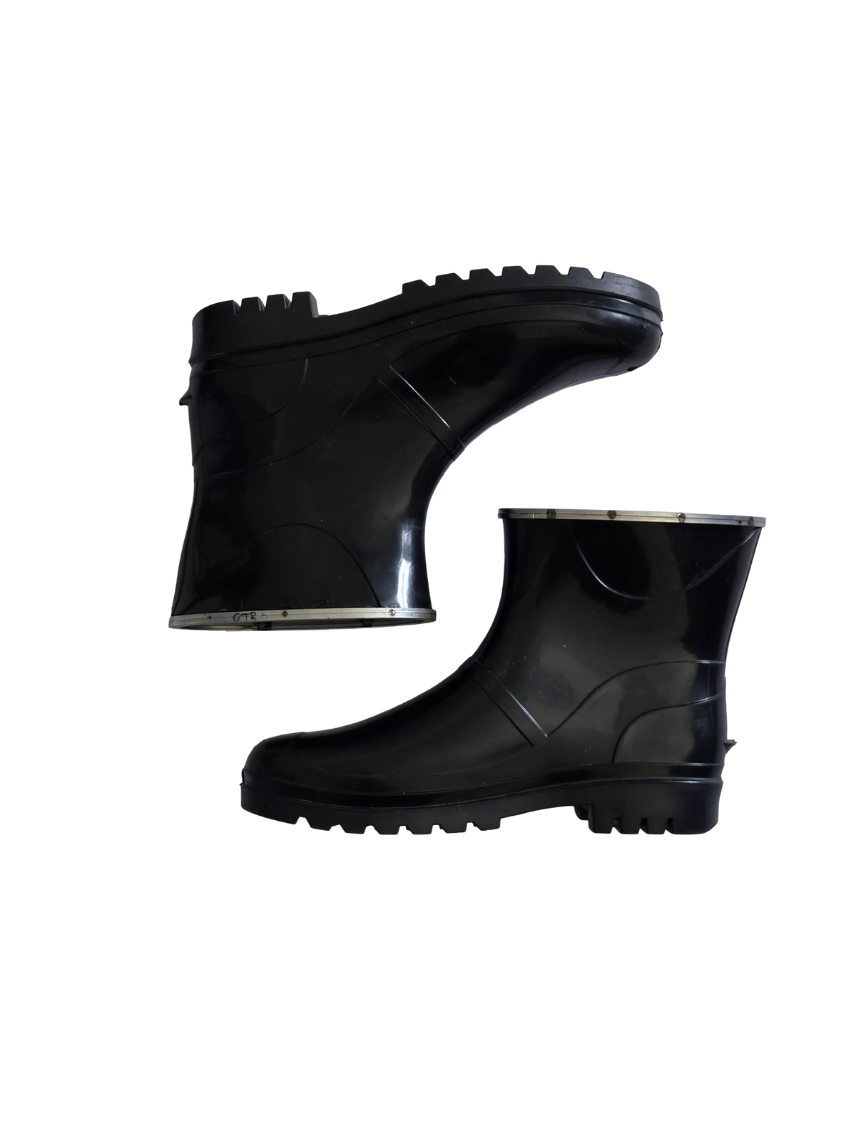 Low-cut boot